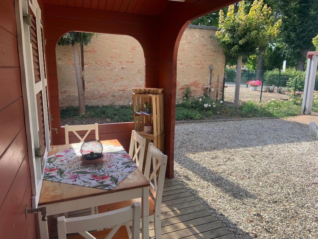 Neu! Ferienhuette Tiny House Schoningen Exterior foto