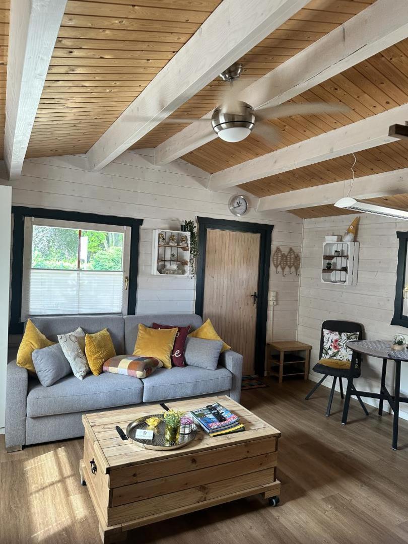 Neu! Ferienhuette Tiny House Schoningen Exterior foto